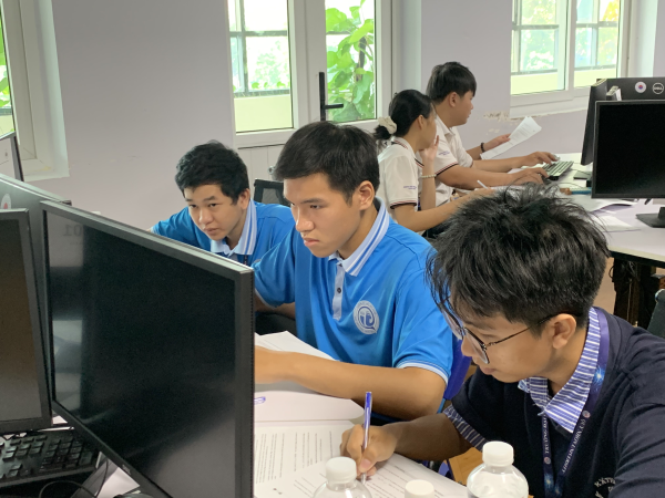 Điểm thi Trường Đại học Nha Trang hoàn thành tổ chức Kỳ thi Lập trình sinh viên quốc tế ICPC khu vực miền Trung 2026