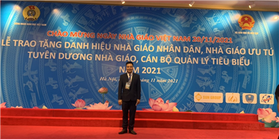TS. Đinh Đồng Lưỡng đại diện Trường ĐH Nha Trang dự lễ tri ân nhà giáo tiêu biểu năm 2021