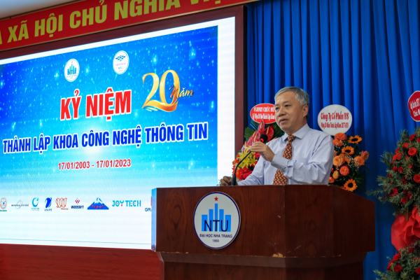 Kỷ niệm 20 năm thành lập Khoa Công nghệ Thông tin